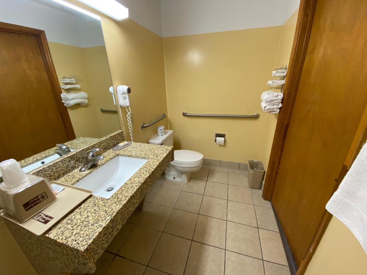 Budget Host Inn - Baxley المظهر الخارجي الصورة